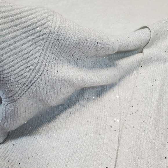 NWT Lane Bryant Gray Silver Sequin‎ Holiday Knit Cardigan Plus Size Women 18 20 - Picture 8 of 10